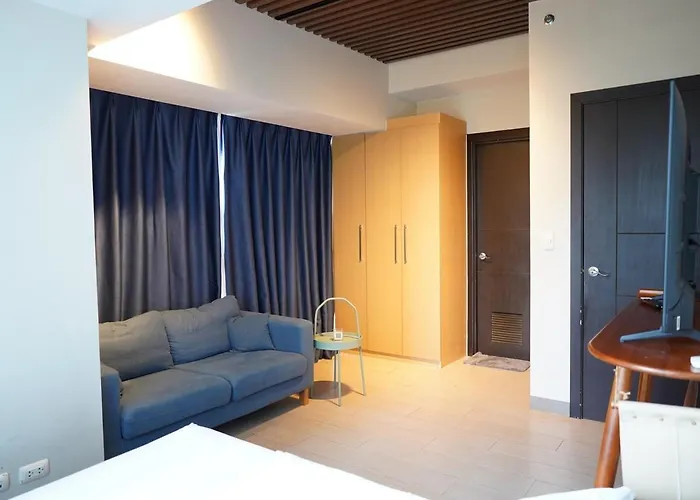 2 Bedroom Luxury With Washing Machine In Bgc Uptown Apartamento Manila