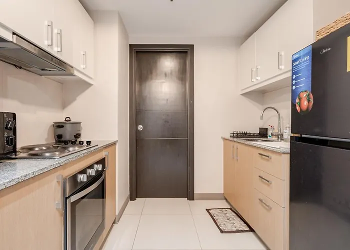 2 Bedroom Luxury With Washing Machine In Bgc Uptown Apartamento Manila