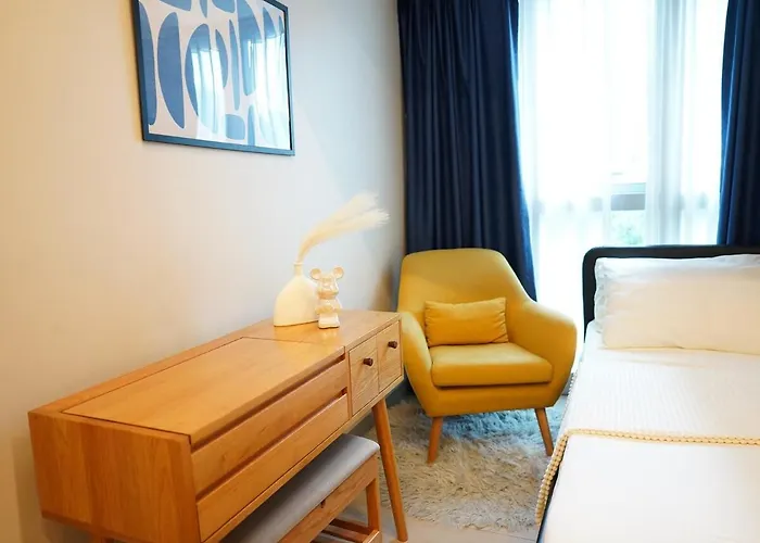 2 Bedroom Luxury With Washing Machine In Bgc Uptown Apartamento