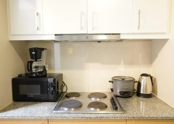 2 Bedroom Luxury With Washing Machine In Bgc Uptown * Manila